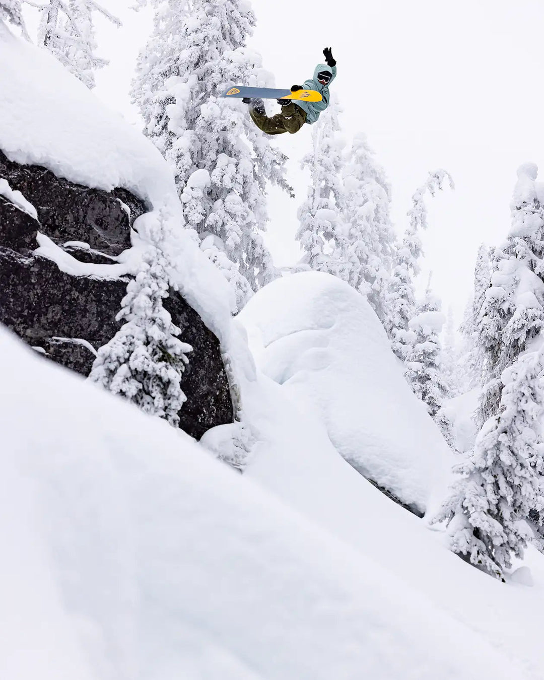 Jones Men's Frontier 2.0 Snowboard